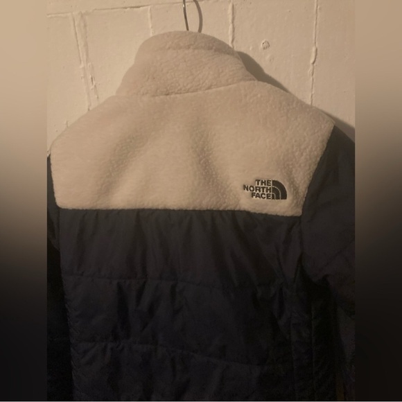 Puffy North Face jacket - Picture 4 of 5